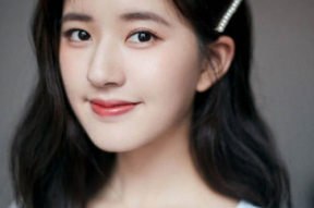 娱乐吃瓜女艺人被拉黑了,吃瓜女艺人被神秘拉黑，背后真相引人猜测”