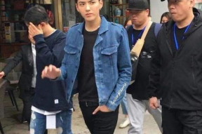 男明星娱乐圈吃瓜事件,揭秘男明星的“吃瓜”真相与反思